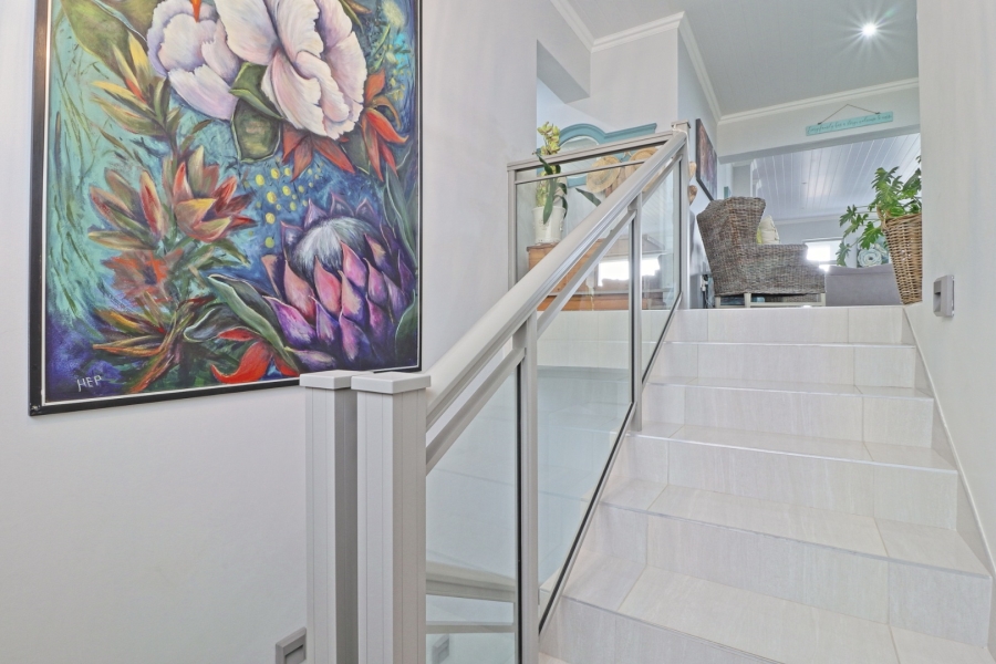 4 Bedroom Property for Sale in Monte Christo Western Cape